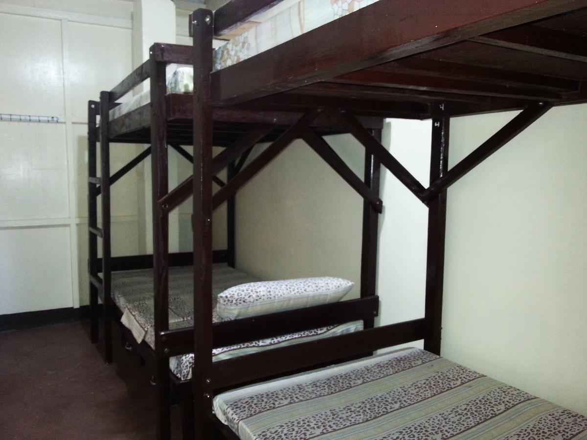 Rb Transient House Hotel Корон Екстериор снимка
