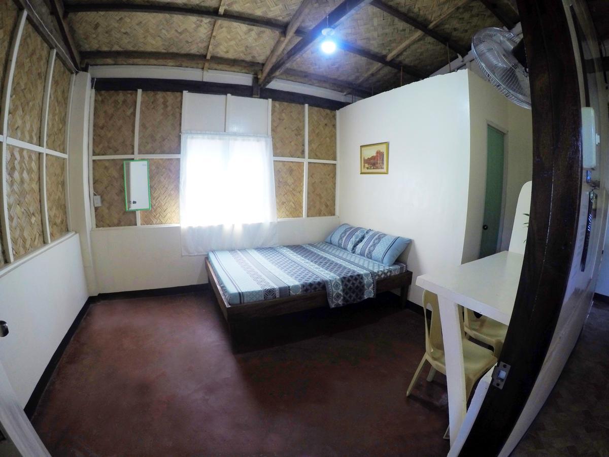 Rb Transient House Hotel Корон Екстериор снимка